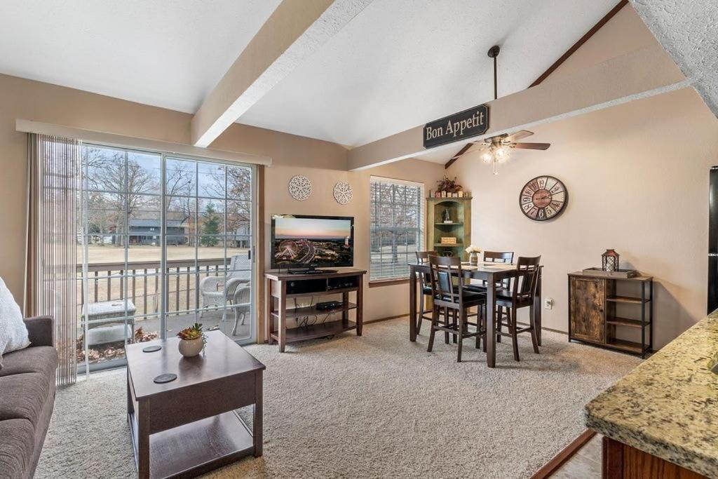 2 Bed 2 Bath Fall Creek Condo Branson Exterior photo